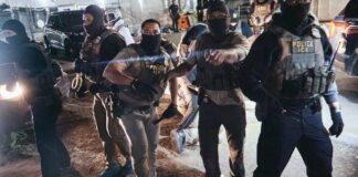 Federal judge rules against New York State's mask ban for ICE agents